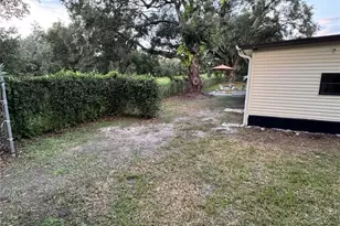 8801 Marc David, Gibsonton, FL 33534 - Photo 21