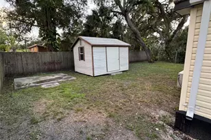 8801 Marc David, Gibsonton, FL 33534 - Photo 17