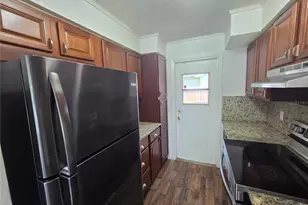 1500 Crest Ave, Leesburg, FL 34748 - Photo 9