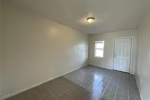 113 Washington Ave, Lake Wales, FL 33853 - Photo 3