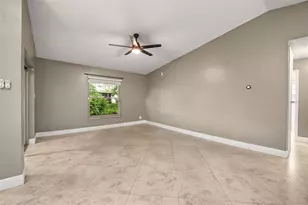 11813 Scotty Dr, Orlando, FL 32821 - Photo 7