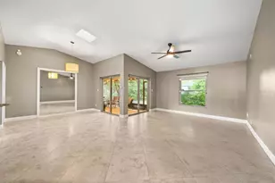 11813 Scotty Dr, Orlando, FL 32821 - Photo 5