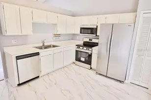 1098 Sugarberry Trail, Oviedo, FL 32765 - Photo 7