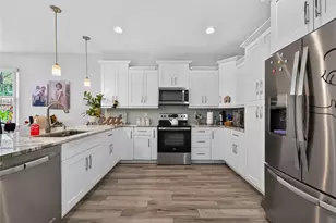 559 E Magnolia Ave, Longwood, FL 32750 - Photo 13