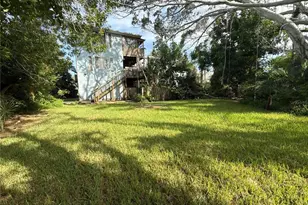 7011 Hibiscus Ave S, South Pasadena, FL 33707 - Photo 15