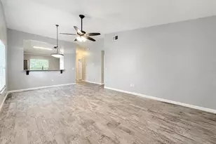 818 Maple Forest Dr, Orlando, FL 32825 - Photo 3