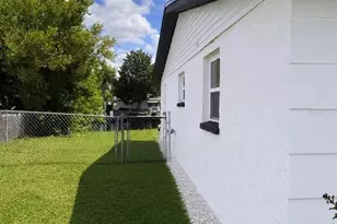 1346 Chancellor Dr, Holiday, FL 34690 - Photo 3