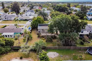 532 45th St Ct W, Palmetto, FL 34221 - Photo 27