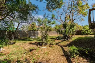 532 45th St Ct W, Palmetto, FL 34221 - Photo 11