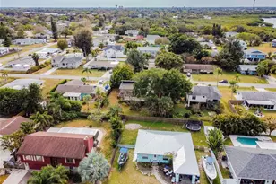 532 45th St Ct W, Palmetto, FL 34221 - Photo 29