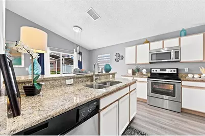510 Castlemain Circle, Davenport, FL 33897 - Photo 9