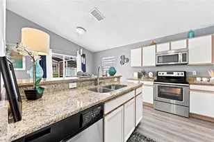 510 Castlemain Cir, Davenport, FL 33897 - Photo 9