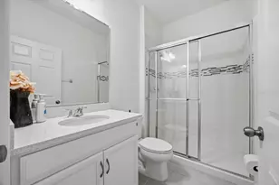 585 Sterling Reserve Wy, Minneola, FL 34715 - Photo 5