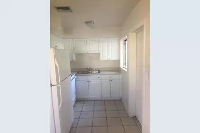 1615 7th Street W, Lakeland, FL 33805 - Photo 5