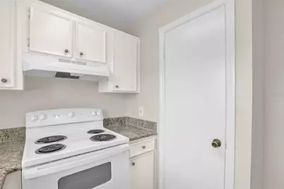 4160 Pershing Pointe Place #4, Orlando, FL 32822 - Photo 9
