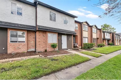 2326 Huntington Green Court #4, Orlando, FL 32839 - Photo 3