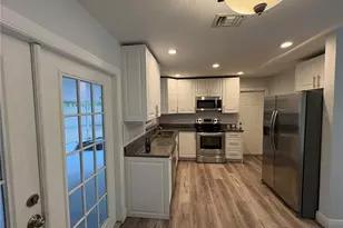 5825 Lullaby Ln, Orlando, FL 32810 - Photo 5