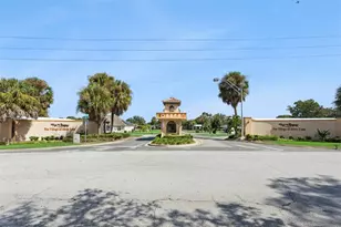 1615 Pinehurst Dr, Lady Lake, FL 32159 - Photo 27