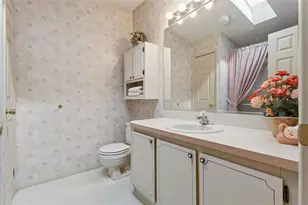 1615 Pinehurst Dr, Lady Lake, FL 32159 - Photo 17
