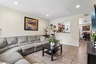 12063 Tift Cir, Orlando, FL 32826 - Photo 3