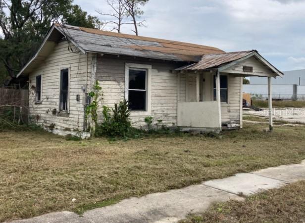 557 Snively Ave - 557 Snively Ave, Eloise, FL 33880 Luxury Property | Jose Angel Pina