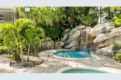 7360 Westpointe Boulevard #127, Orlando, FL 32835 - Photo 33