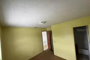 904 SE Hall St, Stuart, FL 34994 - Photo 5