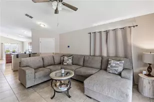 2412 Sonja Ct, Kissimmee, FL 34743 - Photo 9
