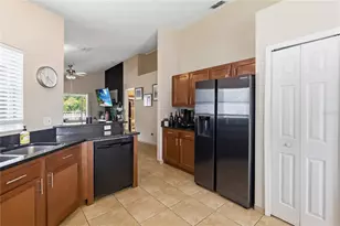 2412 Sonja Ct, Kissimmee, FL 34743 - Photo 13