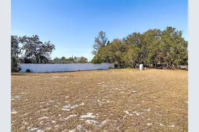 640 Chestnut Avenue, Orange City, FL 32763 - Photo 31
