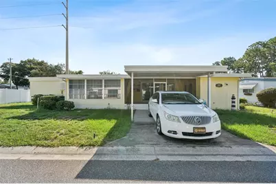 20 Hawaiian Way, Leesburg, FL 34788 - Photo 1