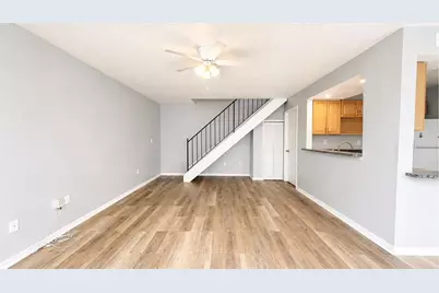 4126 Yellow Pine Lane #29-3, Orlando, FL 32811 - Photo 5