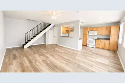 4126 Yellow Pine Lane #29-3, Orlando, FL 32811 - Photo 3