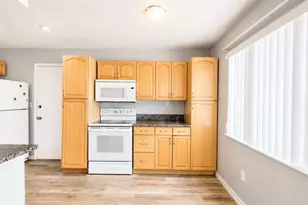 4126 Yellow Pine Ln, Orlando, FL 32811 - Photo 7