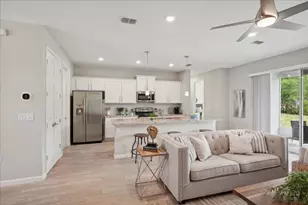 64 Bunker Hill Dr, Palm Coast, FL 32137 - Photo 5