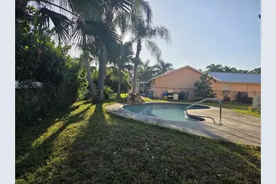1023 NW 6th Avenue, Boynton Beach, FL 33426 - Photo 11