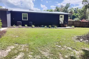25405B Colmar Ave, Mount Plymouth, FL 32776 - Photo 3