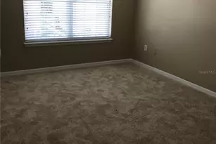 4020 Pemberly Pines Cir, Saint Cloud, FL 34769 - Photo 3