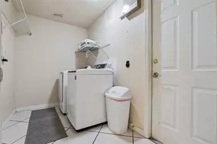 2504 Glenwood Dr, Edgewater, FL 32141 - Photo 33
