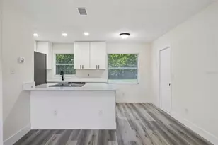 726 Cornelia Ct, Orlando, FL 32811 - Photo 9