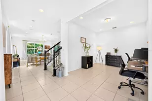 8205 Bayliss Ct, Orlando, FL 32825 - Photo 15