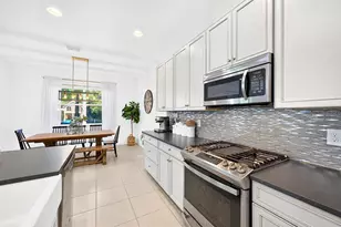 8205 Bayliss Ct, Orlando, FL 32825 - Photo 9