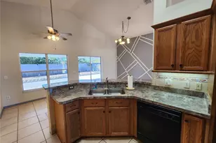 2303 Laurel Pine Ln, Orlando, FL 32837 - Photo 7