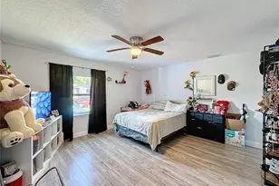 7211 Pinion Dr, Orlando, FL 32818 - Photo 17