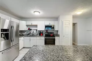 7211 Pinion Dr, Orlando, FL 32818 - Photo 7