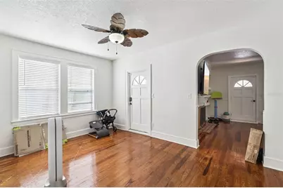 317 E Main Street, Tavares, FL 32778 - Photo 19
