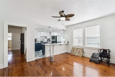 317 E Main Street, Tavares, FL 32778 - Photo 17