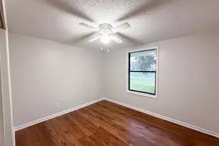 3004 Hunkin Cir, Deltona, FL 32738 - Photo 9