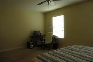 2746 Hampton Green Ln, Brandon, FL 33511 - Photo 9