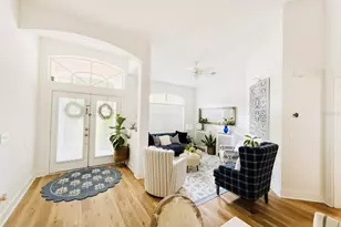 1820 S Ridge Dr, Valrico, FL 33594 - Photo 5